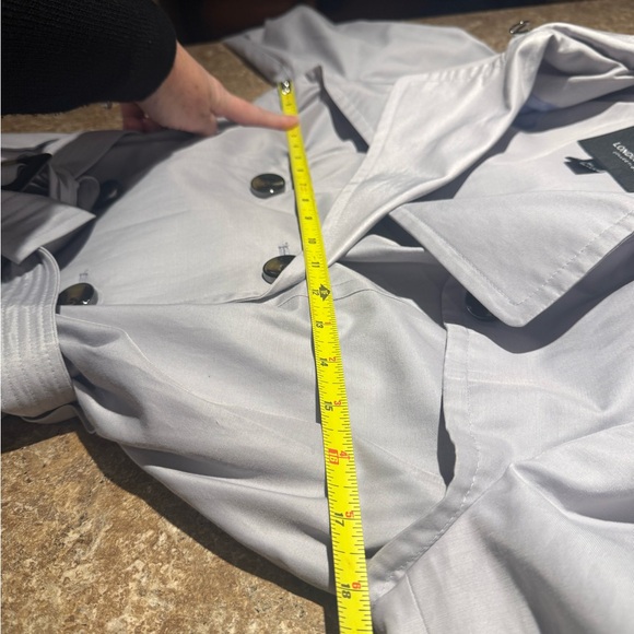 London Fog trench - Picture 6 of 10